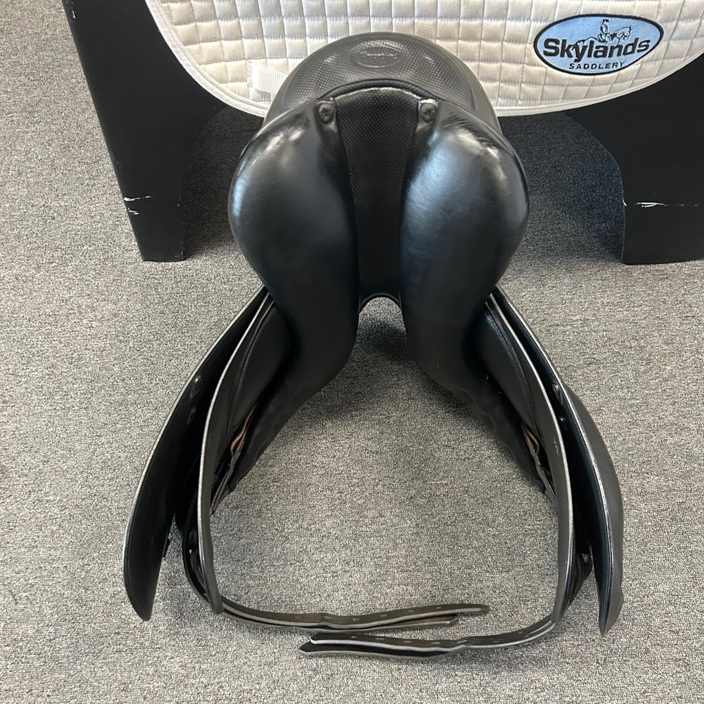 Used Prestige X D1-K Zero 17" Dressage Saddle