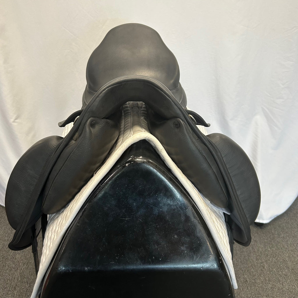Used Sommer Flextra EQ 18" Dressage Saddle