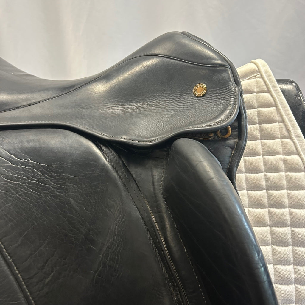 Used Fichtbauer Paura KCR 18" Monoflap Dressage Saddle