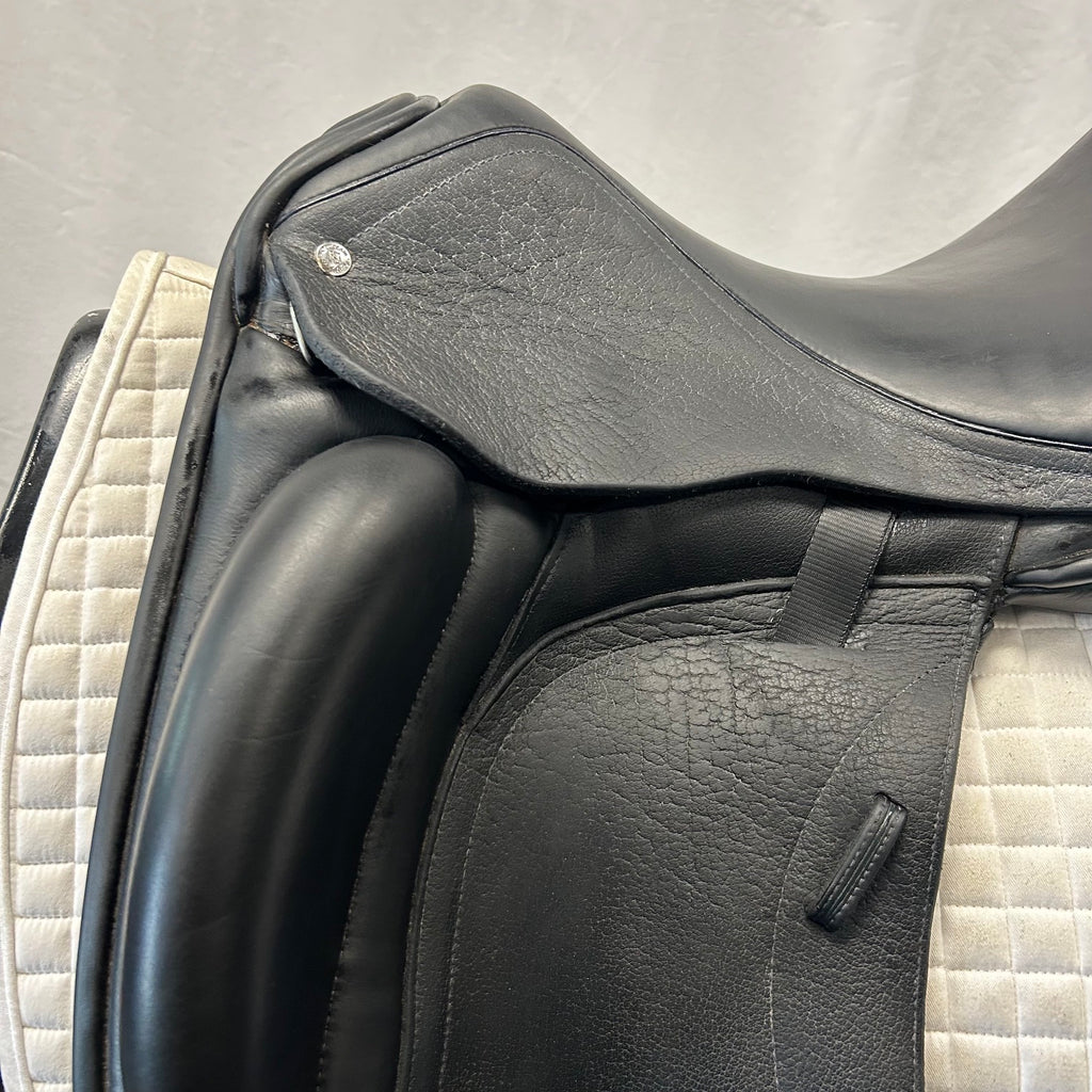 Used Custom Advantage 17.5" Dressage Saddle