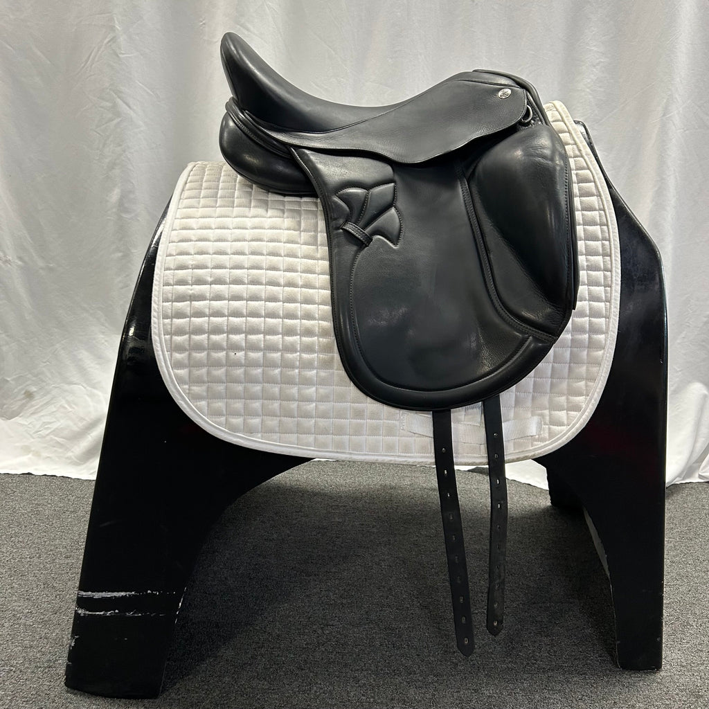 Used MacRider Olympic 17" Dressage Saddle