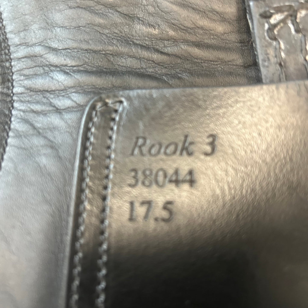 Used Aviar Rook 3.0 - 17.5" Monoflap Dressage Saddle