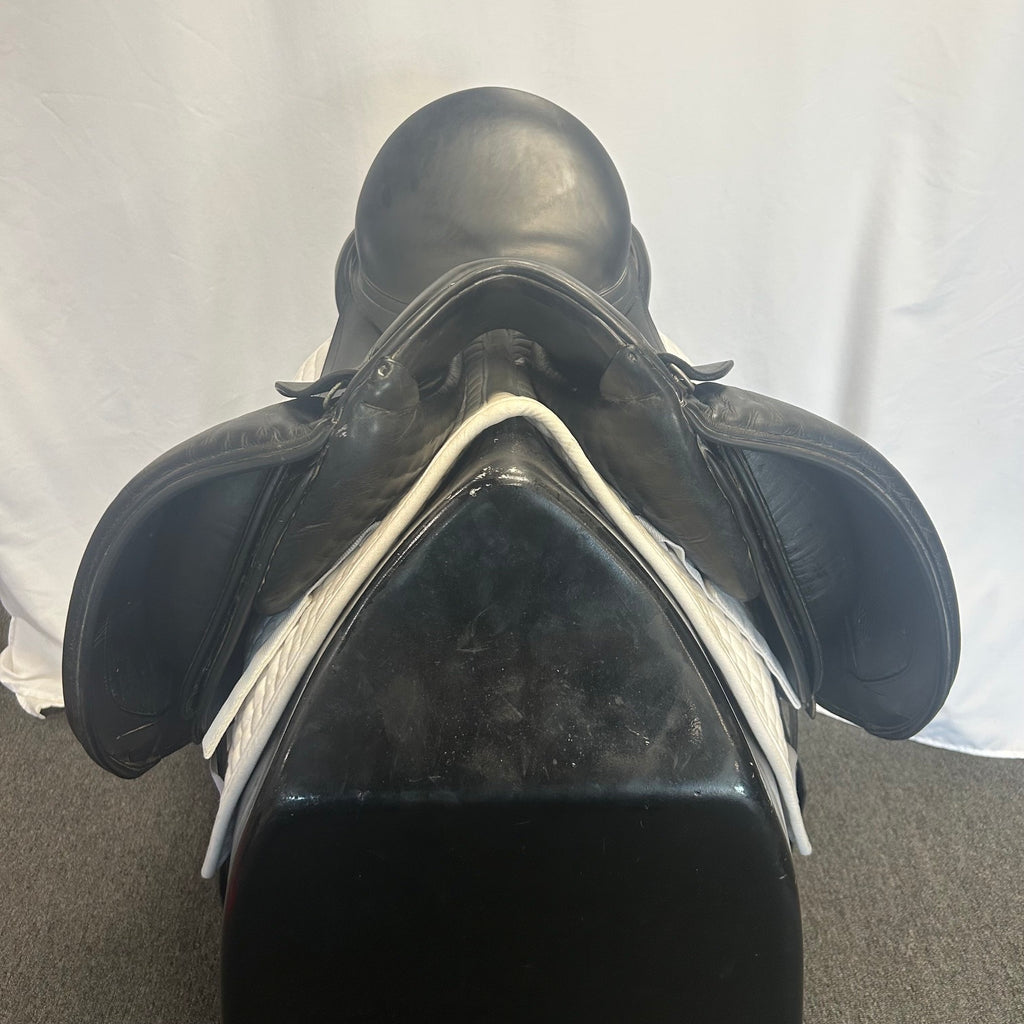 Used Schleese Wave 17.5" Dressage Saddle