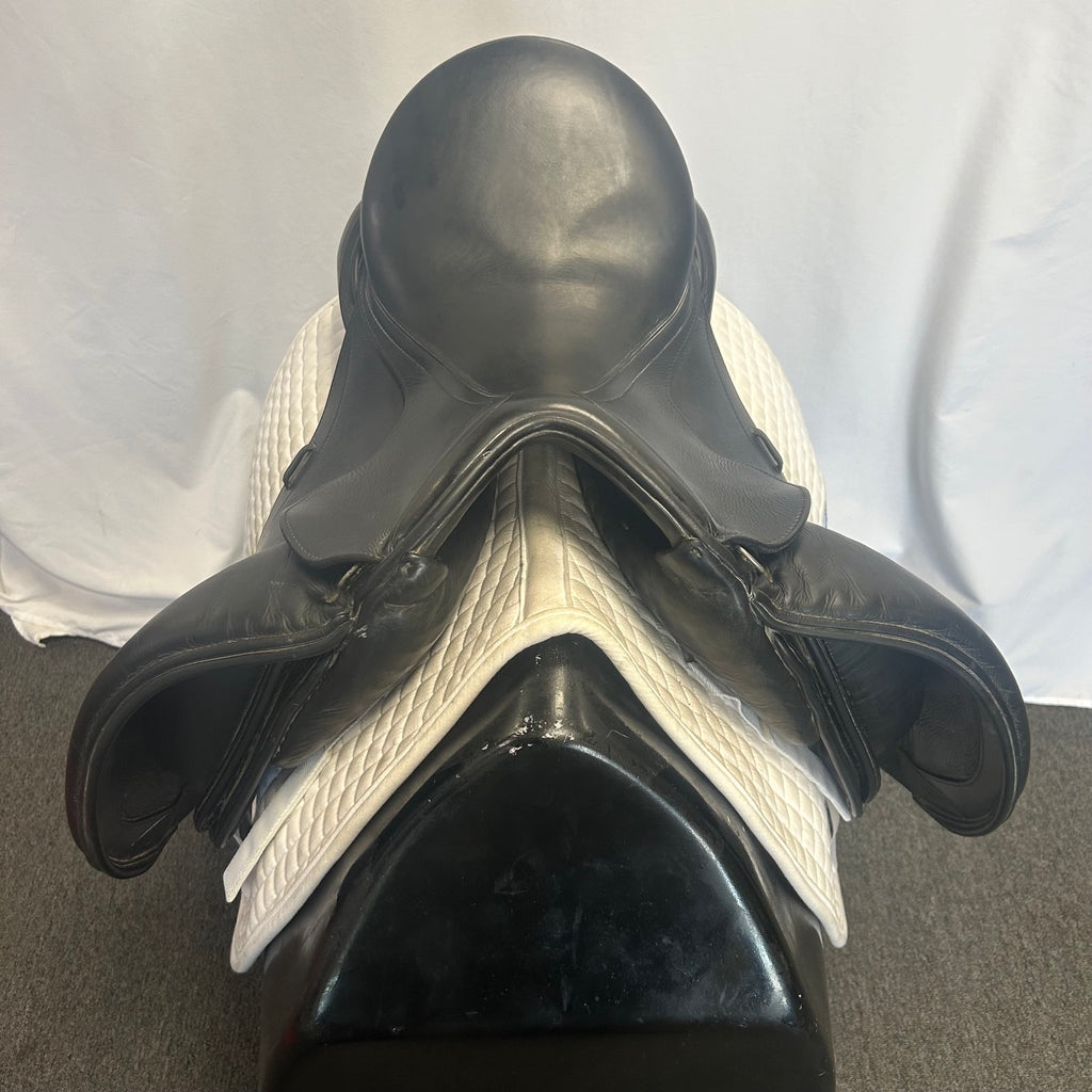 Used Schleese Wave 17.5" Dressage Saddle