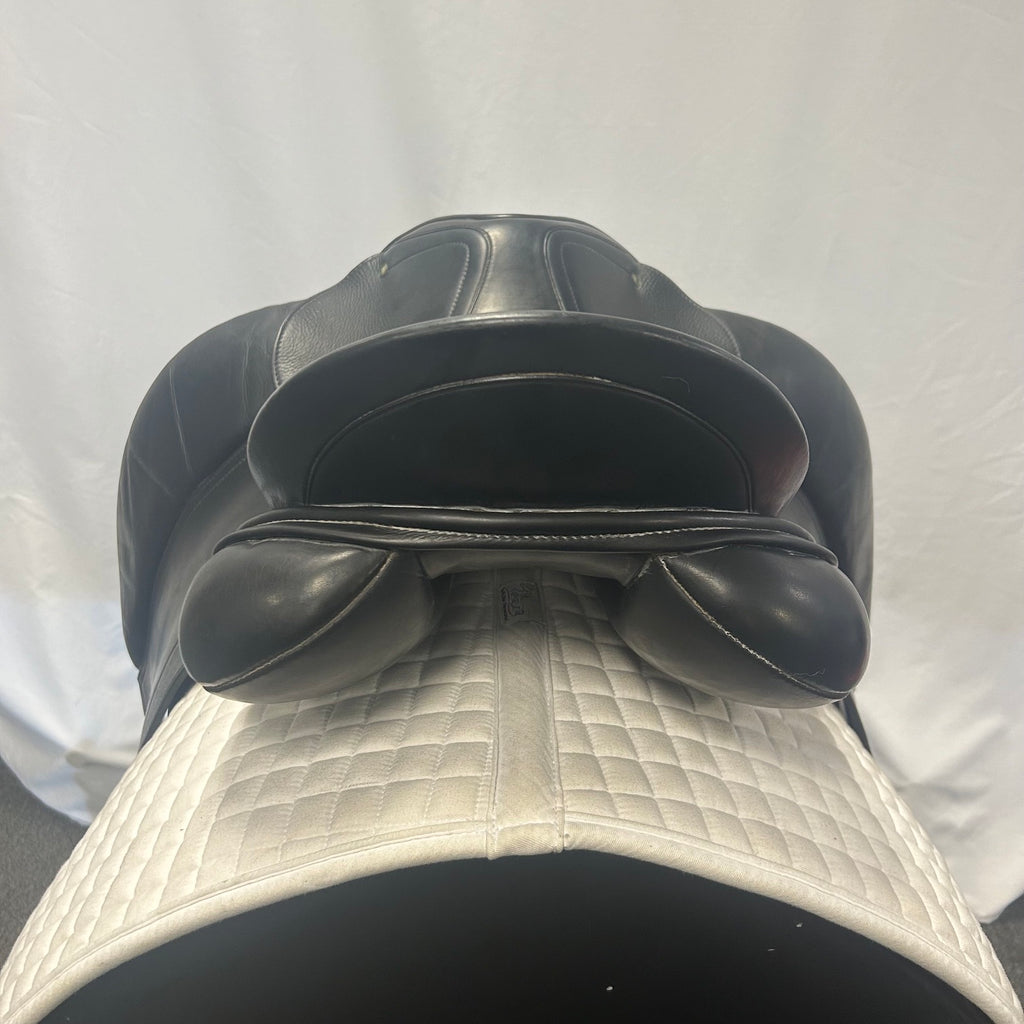 Used Schleese Wave 17.5" Dressage Saddle