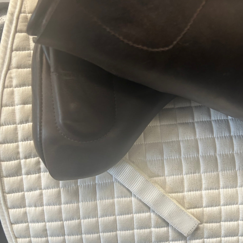 Used Fairfax Original 17.5" Dressage Saddle