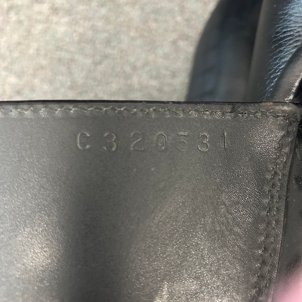 Used Stubben Genesis Special 18"/31cm Dressage Saddle