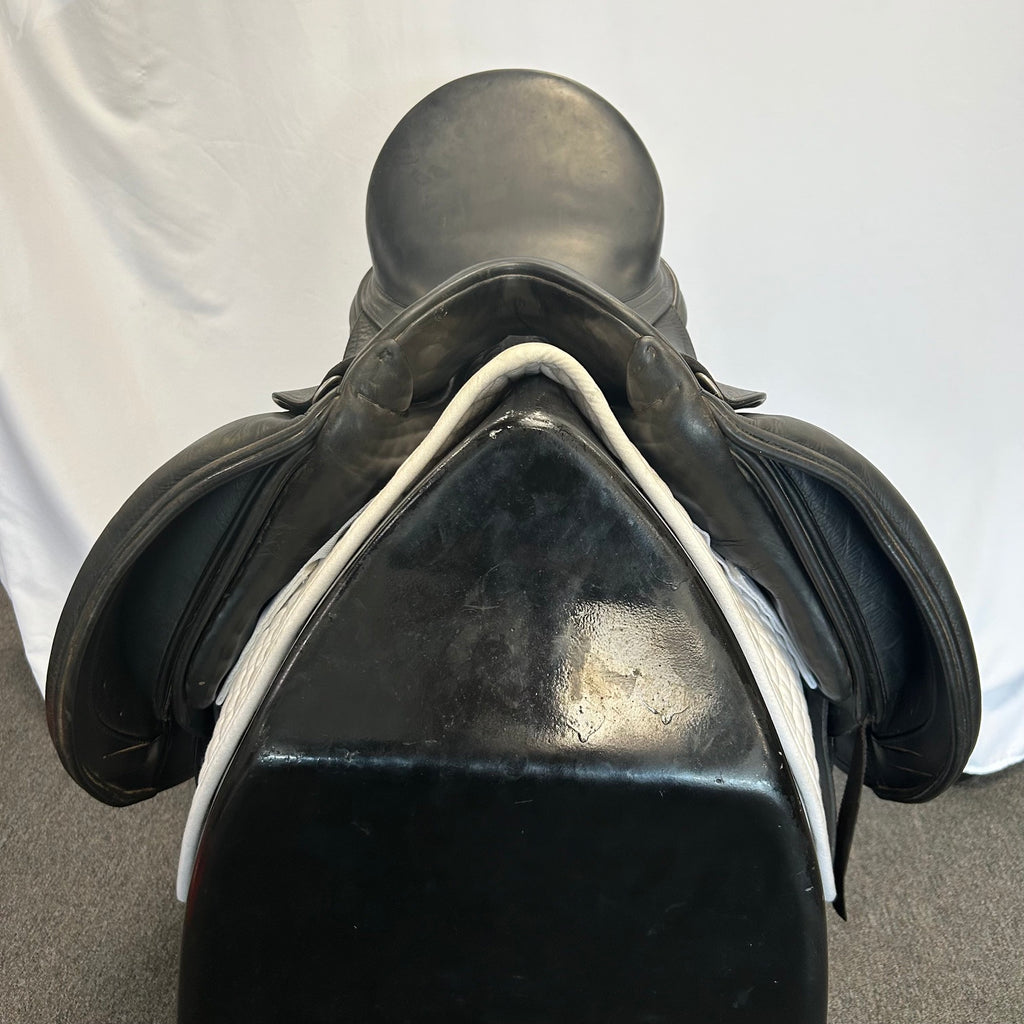 Used Schleese Triumph 18.5" Dressage Saddle