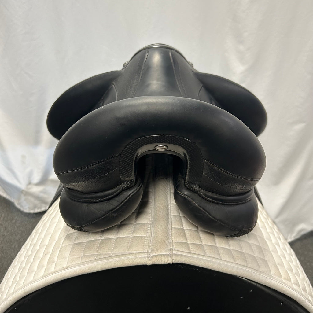 Used Devoucoux Makila Harmonie S 18.5" Monoflap Dressage Saddle