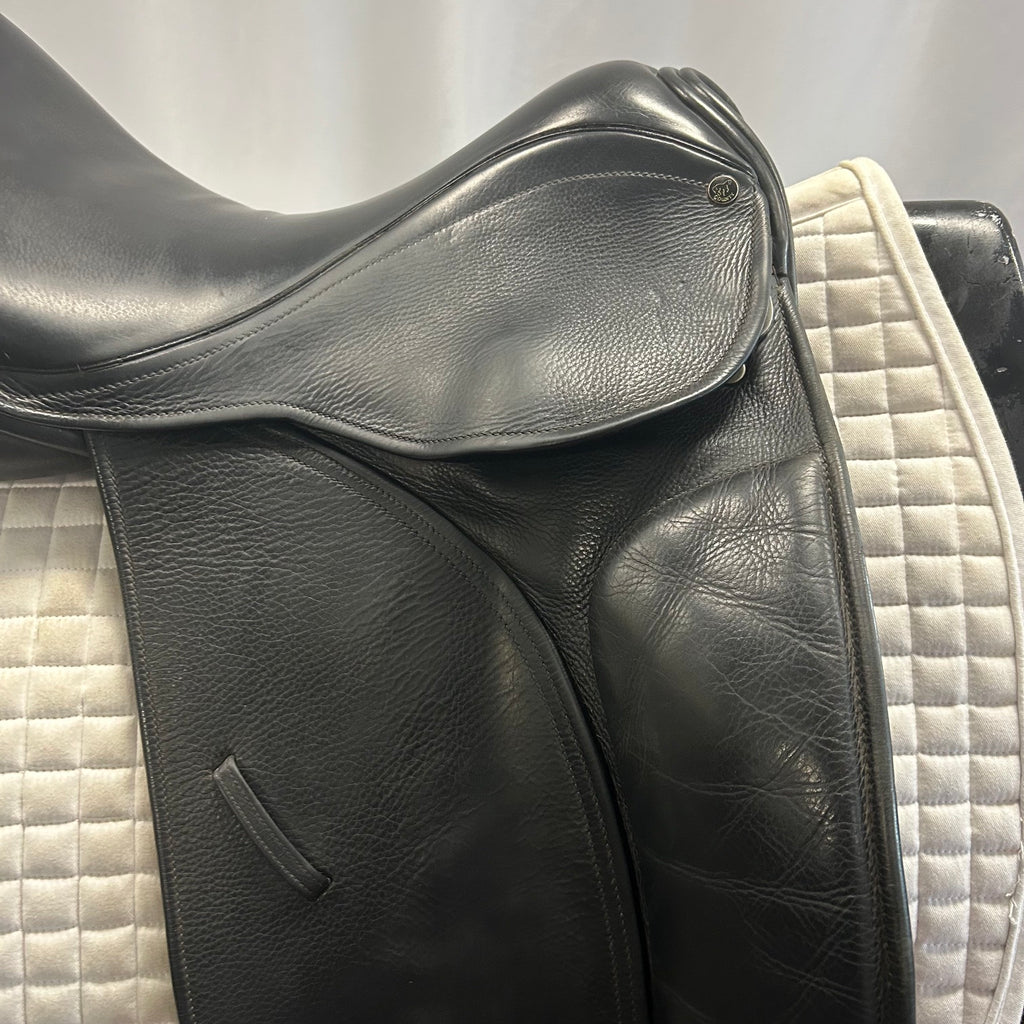 Used County Connection 17.5" Dressage Saddle
