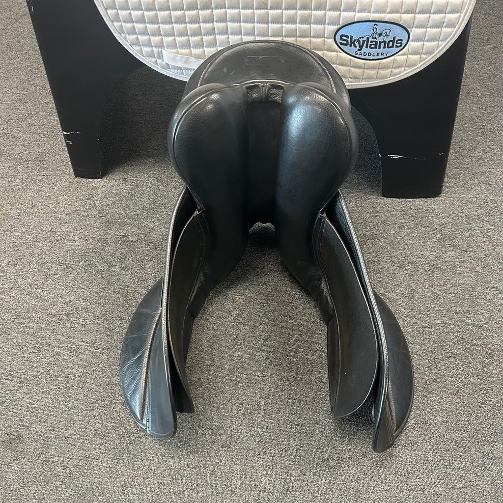 Used County Connection 17.5" Dressage Saddle