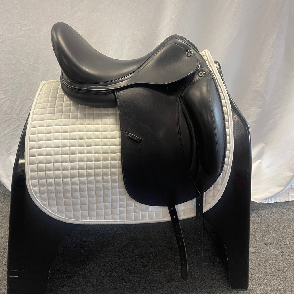 Used Prestige X-D2K Zero 17" Dressage Saddle
