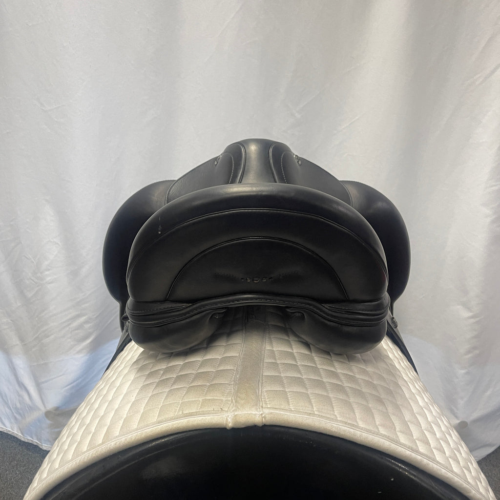 Used Prestige X-D2K Zero 17" Dressage Saddle