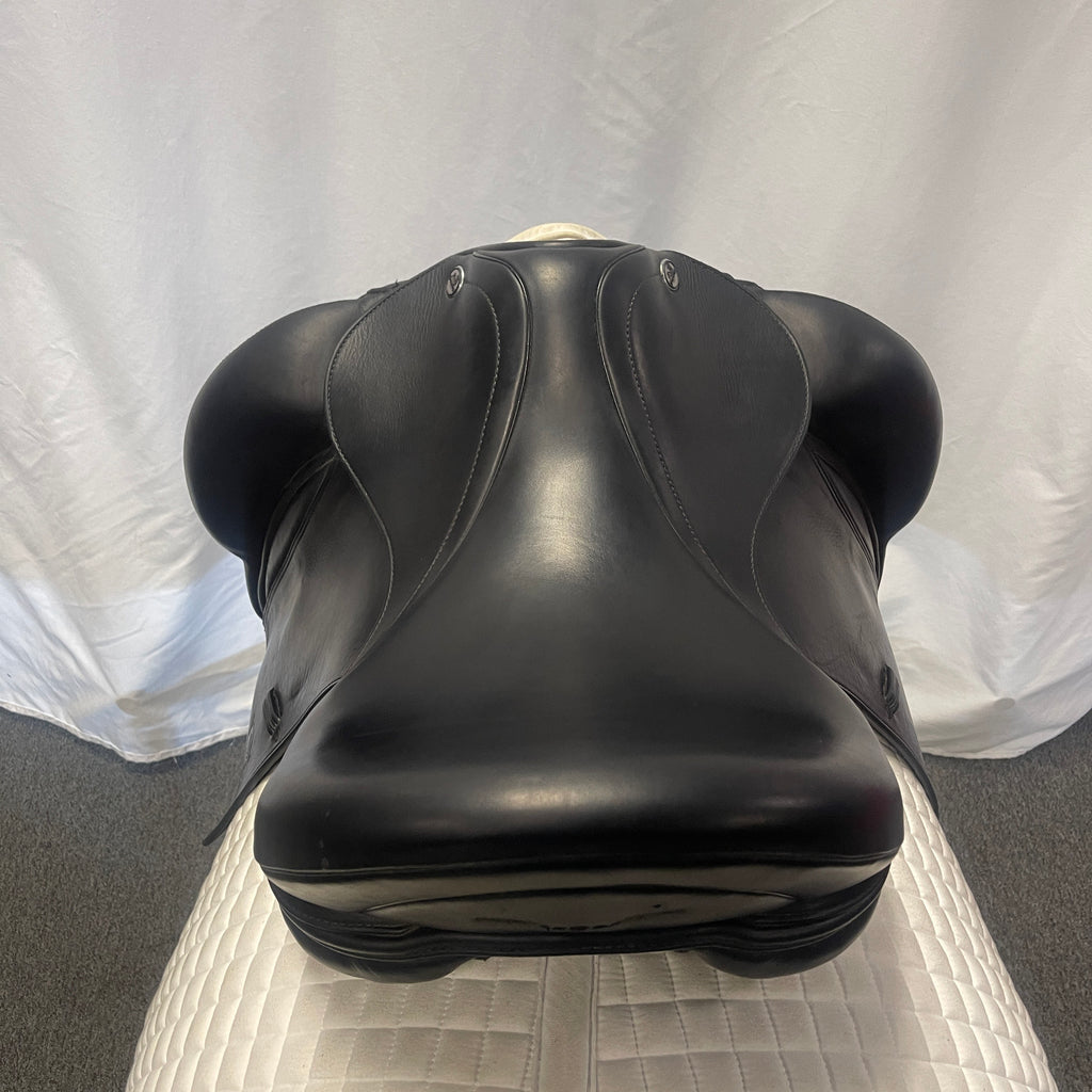 Used Prestige X-D2K Zero 17" Dressage Saddle