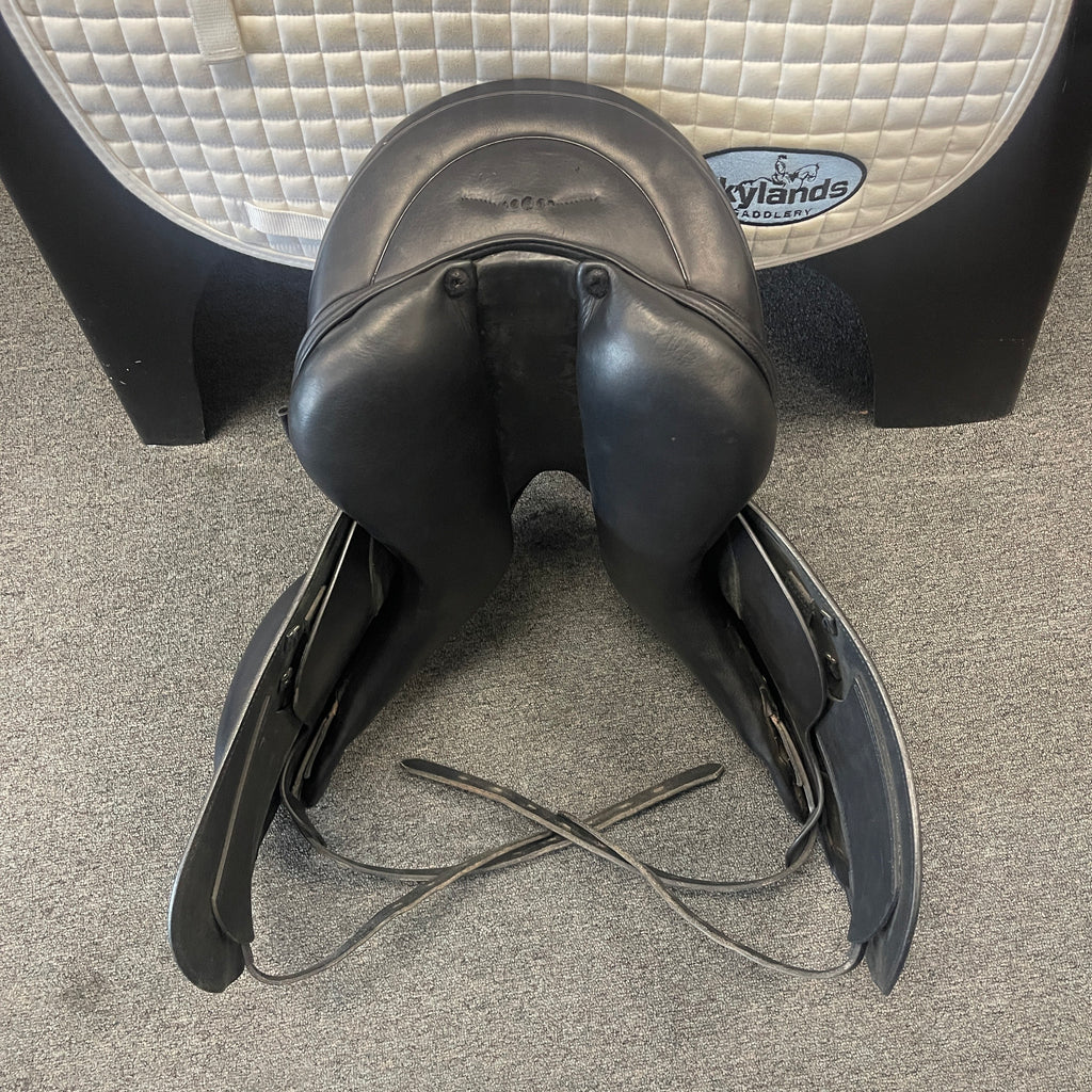 Used Prestige X-D2K Zero 17" Dressage Saddle