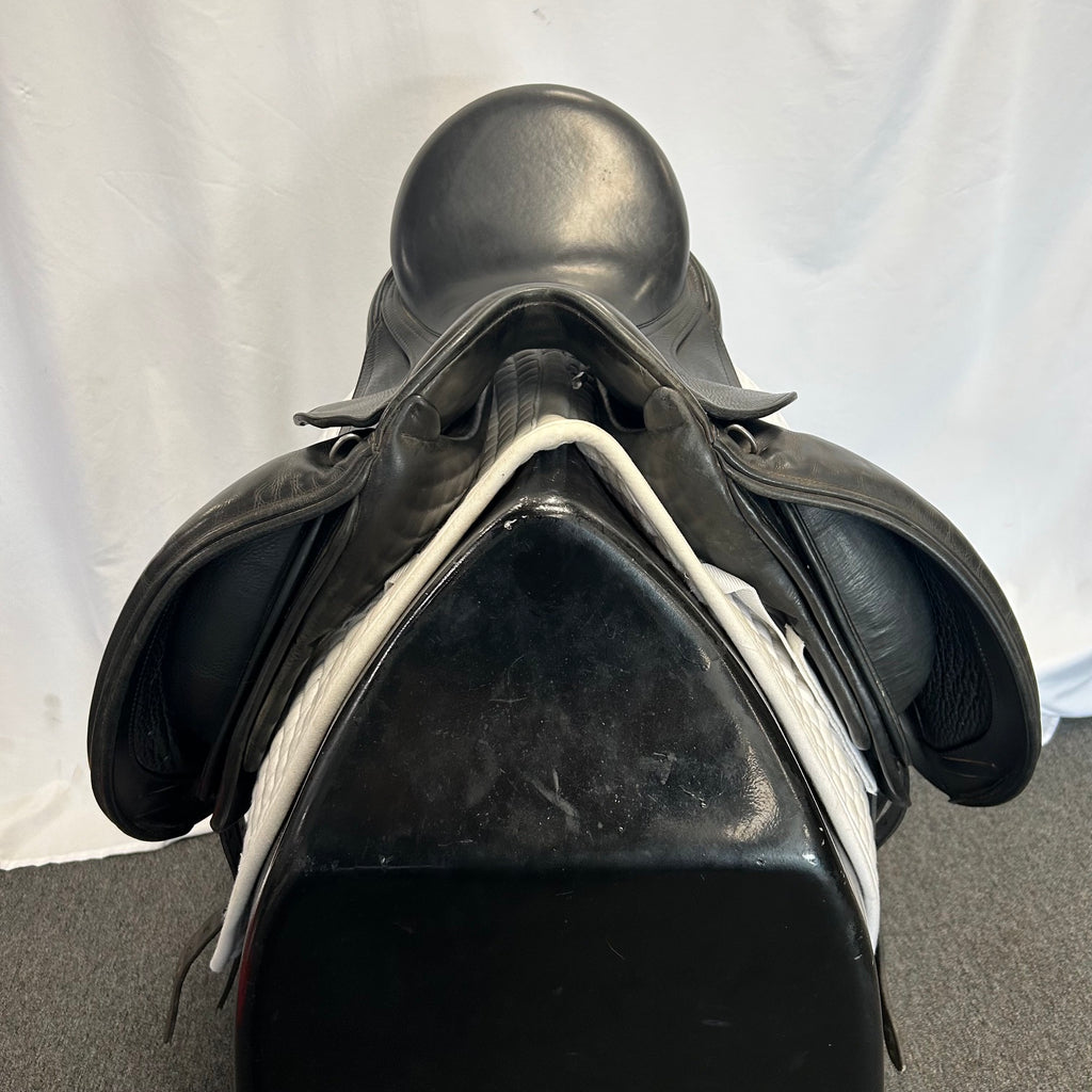 Used Schleese HK 17.5" Dressage Saddle