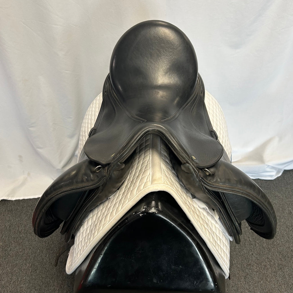Used Schleese HK 17.5" Dressage Saddle