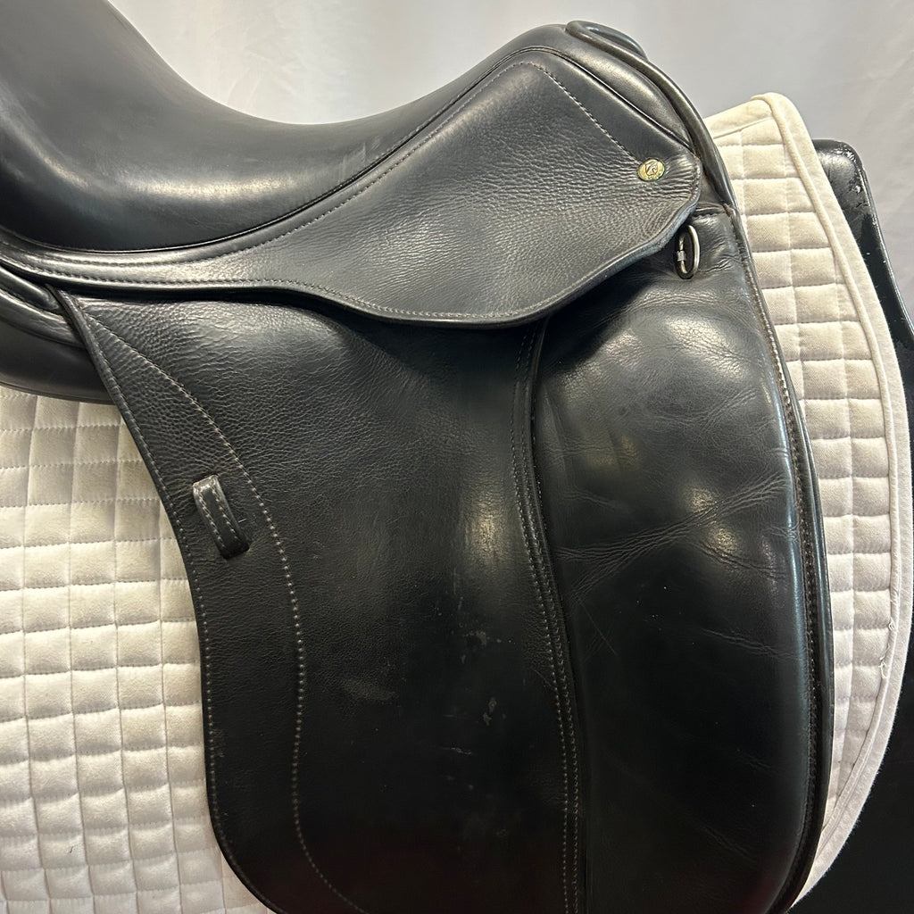 Used Schleese HK 17.5" Dressage Saddle