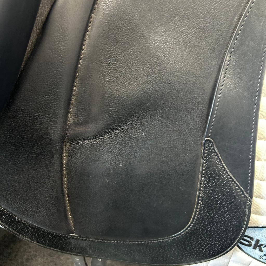 Used Stubben Centurion II 17.5" Dressage Saddle