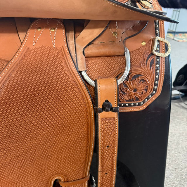 Used Billy Royal Elite Floral Tooled Western 17" Show Saddle