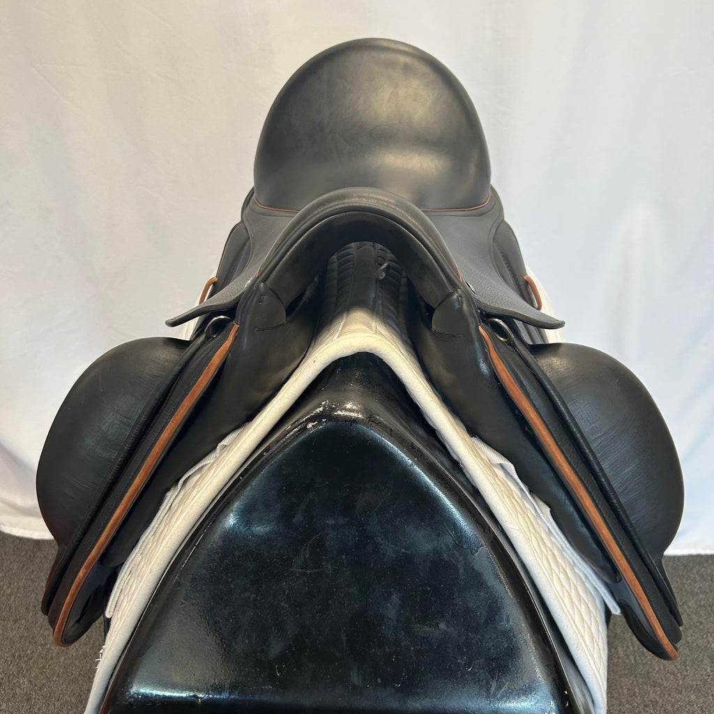 Used Schleese Let's Dance 18" Dressage Saddle