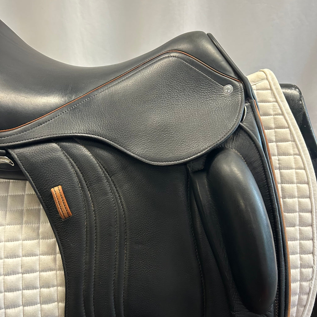 Used Schleese Let's Dance 18" Dressage Saddle