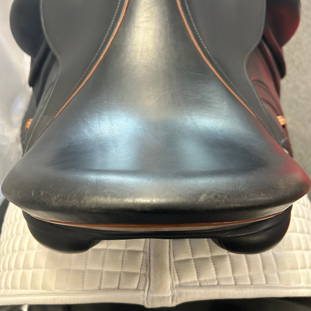 Used Schleese Let's Dance 18" Dressage Saddle