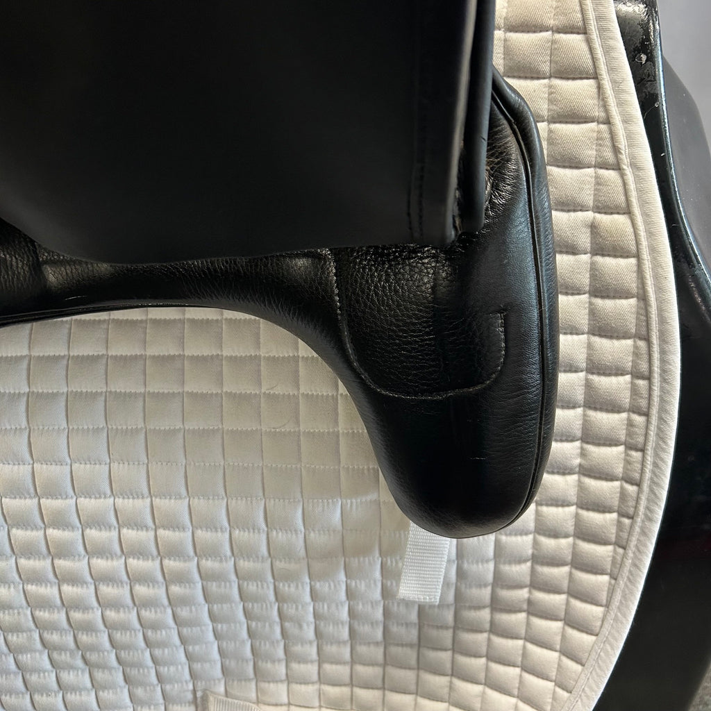 Used Sommer S-Spezial 18" Dressage Saddle