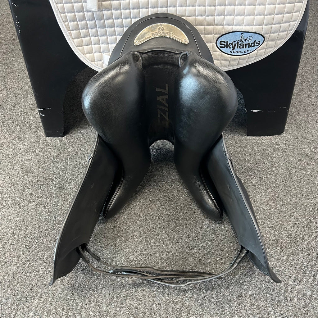 Used Sommer S-Spezial 18" Dressage Saddle