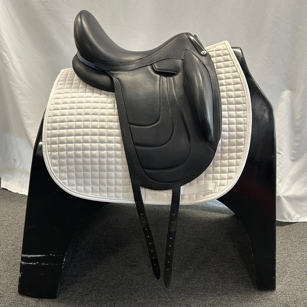 Used Devoucoux Makila Harmonie S 16.5"- 17" Monoflap Dressage Saddle