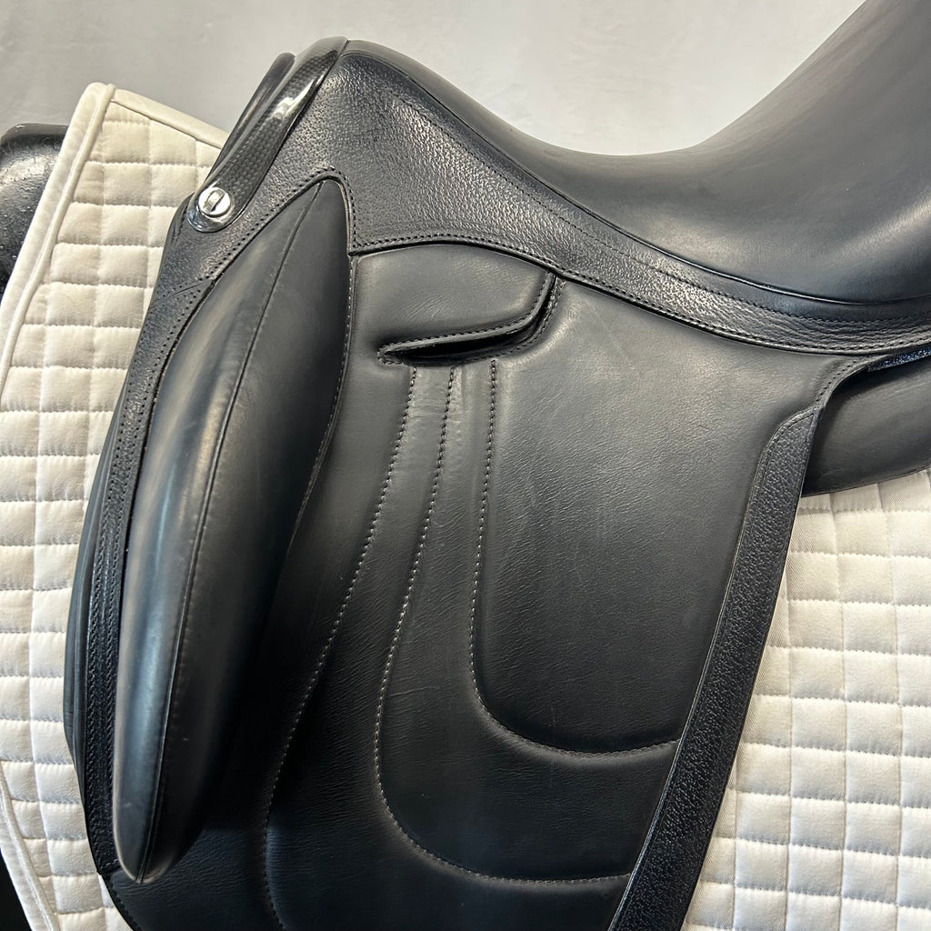Used Devoucoux Makila Harmonie S 16.5"- 17" Monoflap Dressage Saddle
