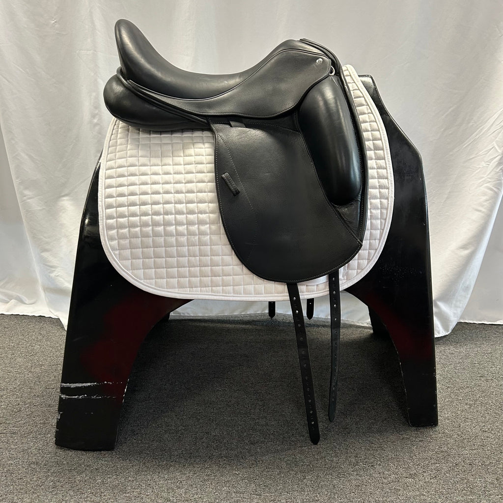 Used Custom Icon Flight 18" Monoflap Dressage Saddle