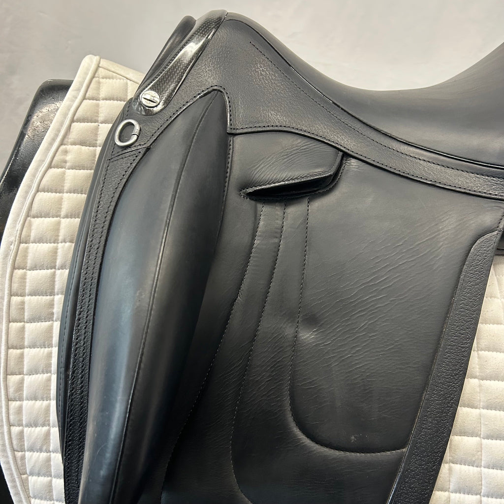 Used Devoucoux Makila Harmonie S 18" Monoflap Dressage Saddle