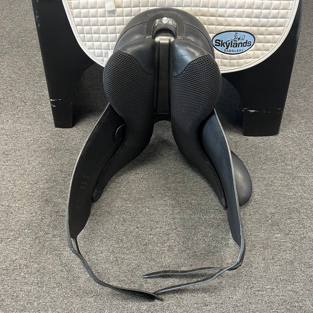 Used Devoucoux Makila Harmonie S 18" Monoflap Dressage Saddle
