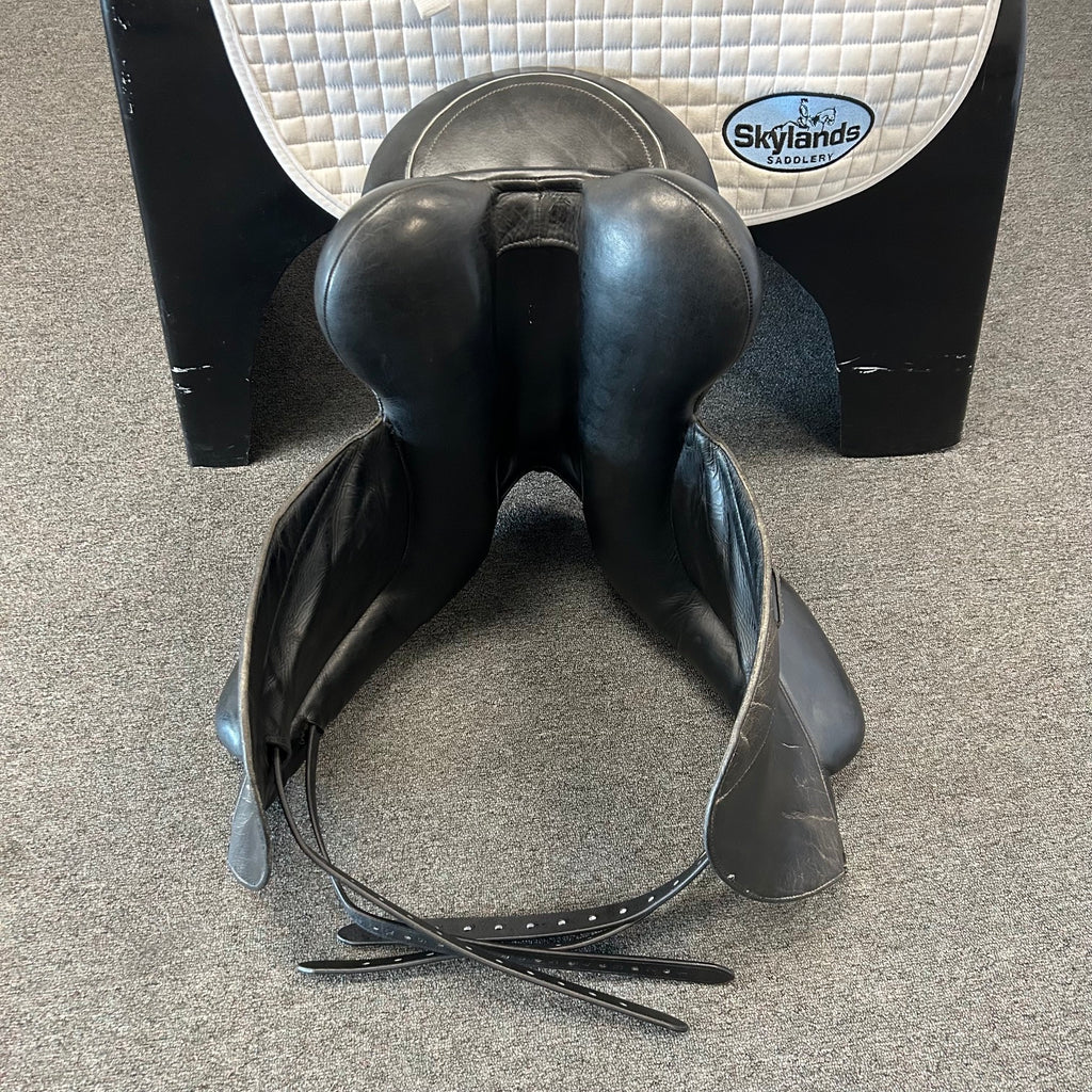 Used Custom Icon Star 18" Monoflap Dressage Saddle