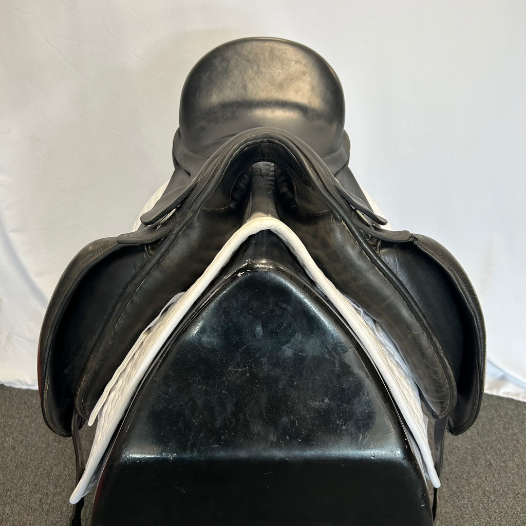 Used Custom VLX 18" Dressage Saddle