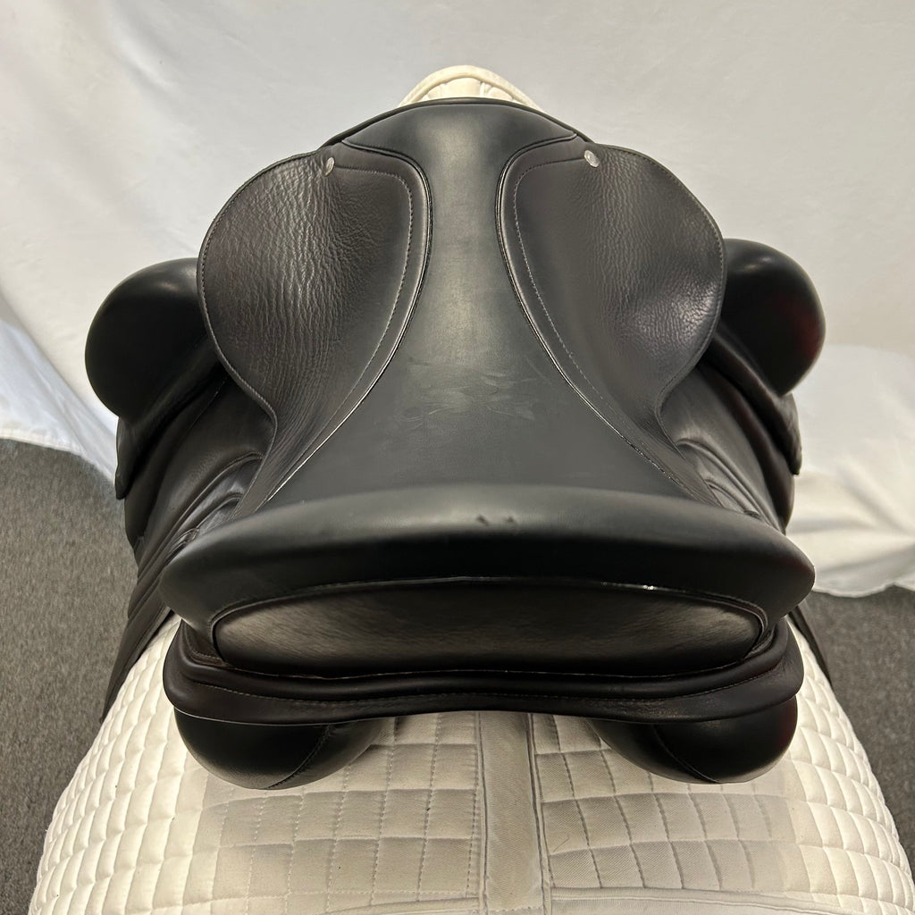 Used Schleese Let's Dance 17.5" Dressage Saddle