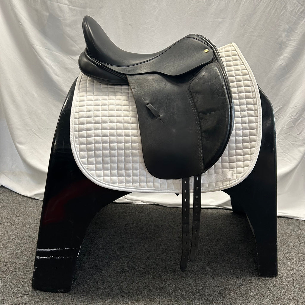 Used Black Country Eloquence 17.5" Dressage Saddle
