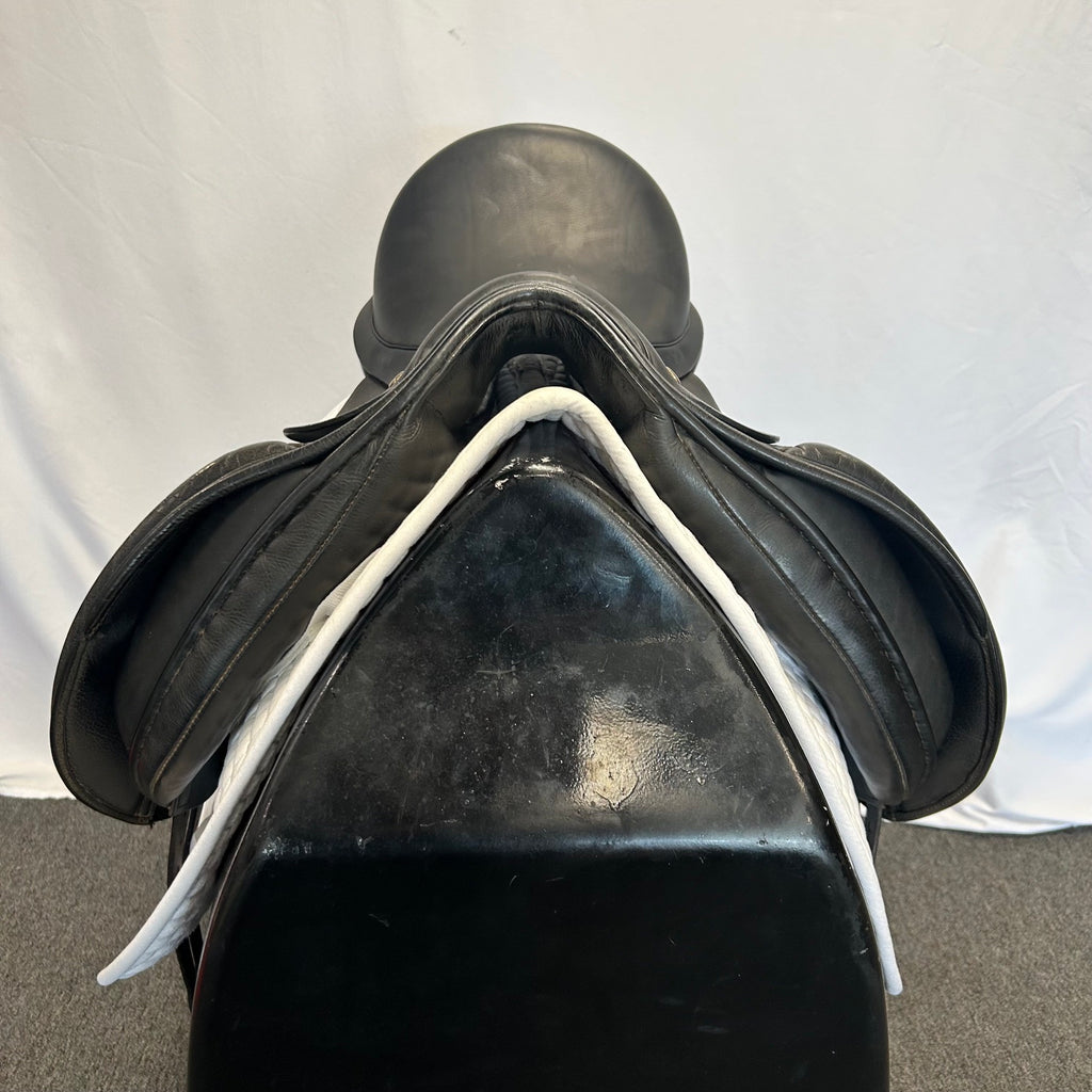 Used Black Country Eloquence 17.5" Dressage Saddle