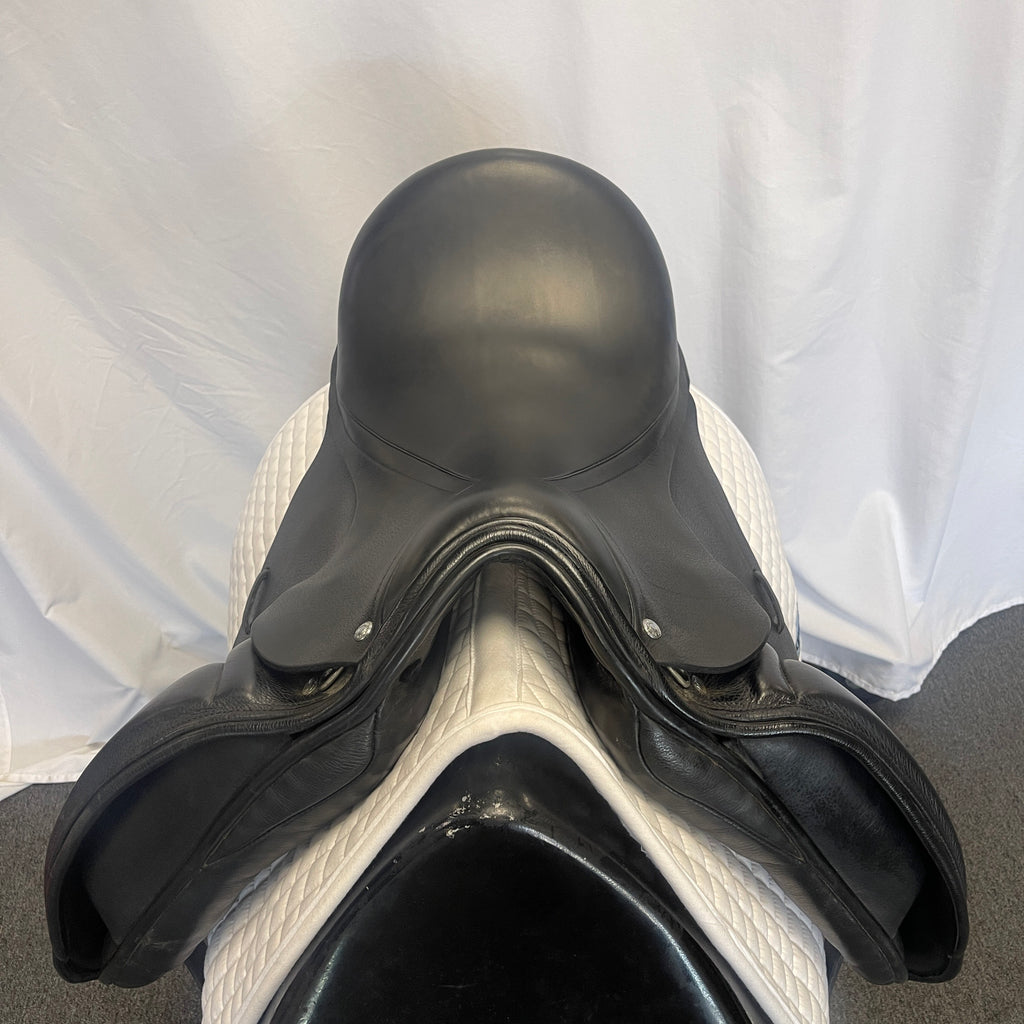 Used Bliss Loxley 18" Dressage Saddle