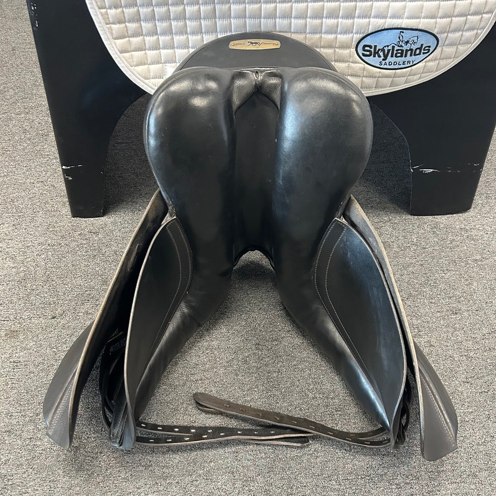 Used Black Country Eloquence 17.5" Dressage Saddle