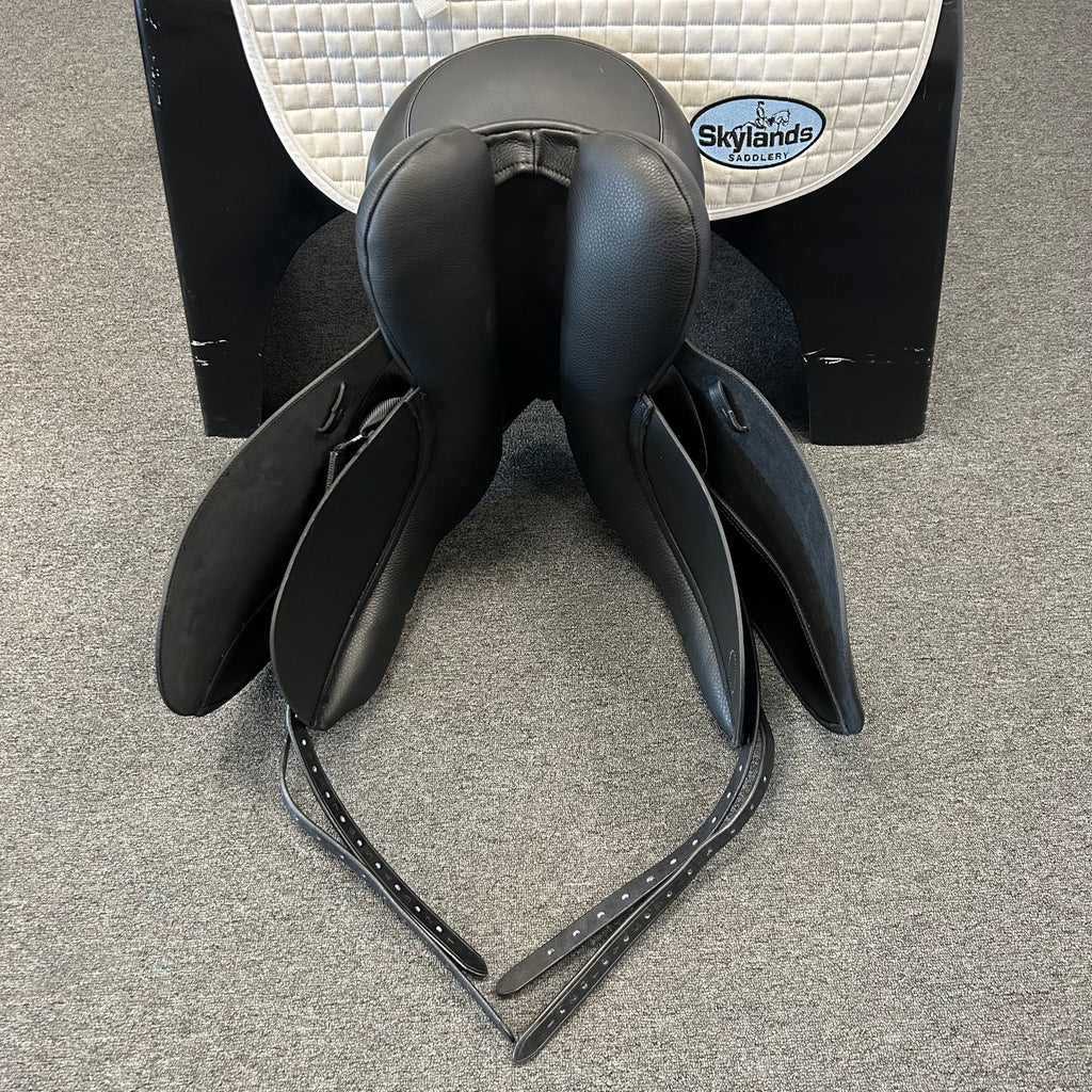 Demo Custom Wolfgang Solo Signature  17.5" Dressage Saddle