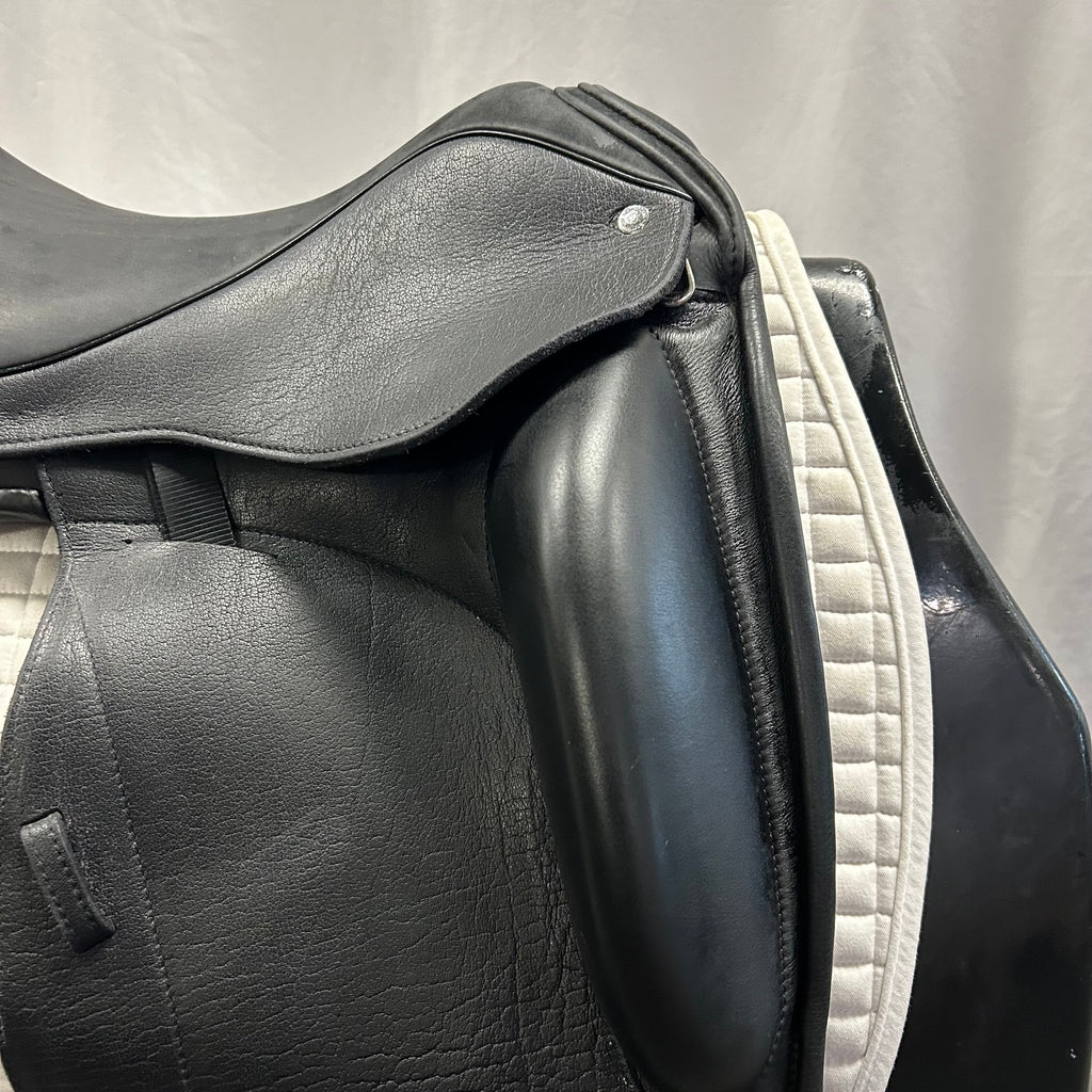 Used Custom Icon Flight 18" Monoflap Dressage Saddle