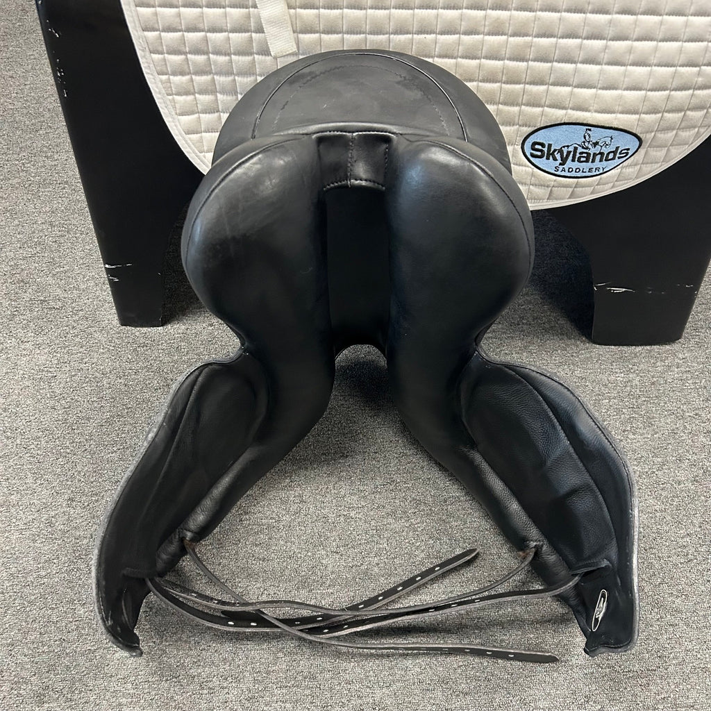 Used Custom Icon Flight 18" Monoflap Dressage Saddle