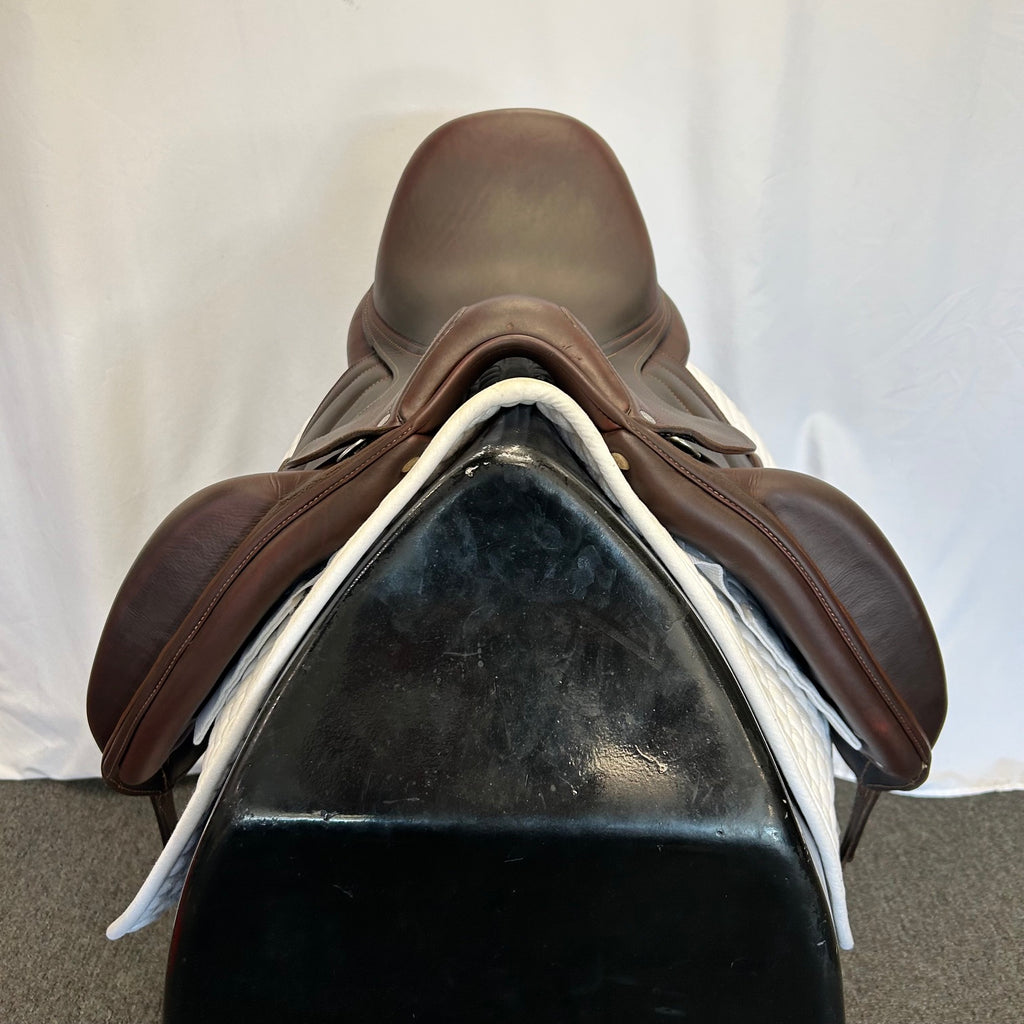 Used Antares Cadence 17.5" Monoflap Dressage Saddle