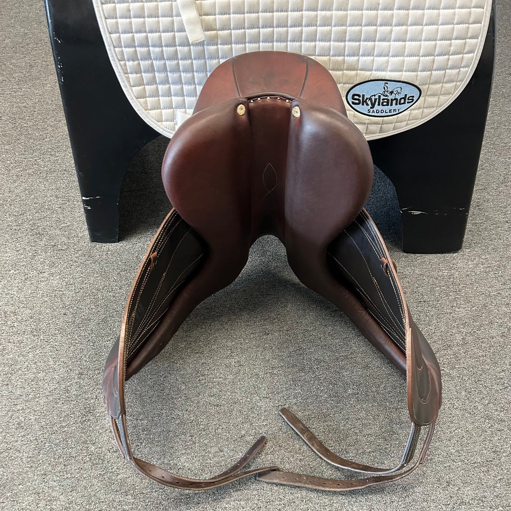 Used Antares Cadence 17.5" Monoflap Dressage Saddle