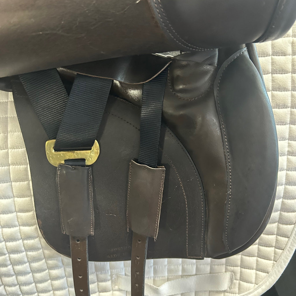 Used Parelli Fluidity 17" All-Purpose Saddle