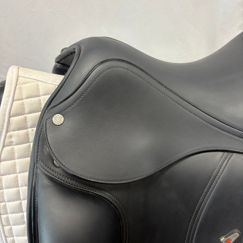Used Equipe Elegance 17.5" Monoflap Dressage Saddle