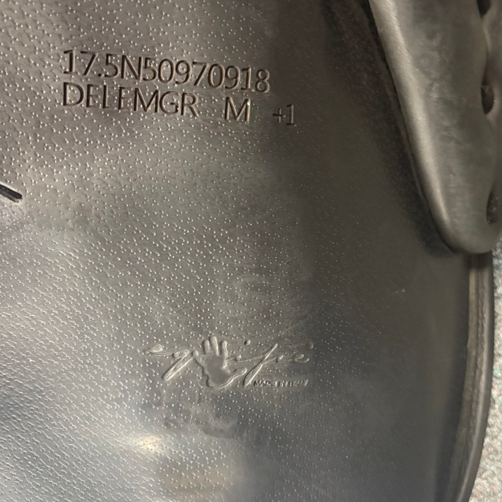 Used Equipe Elegance 17.5" Monoflap Dressage Saddle