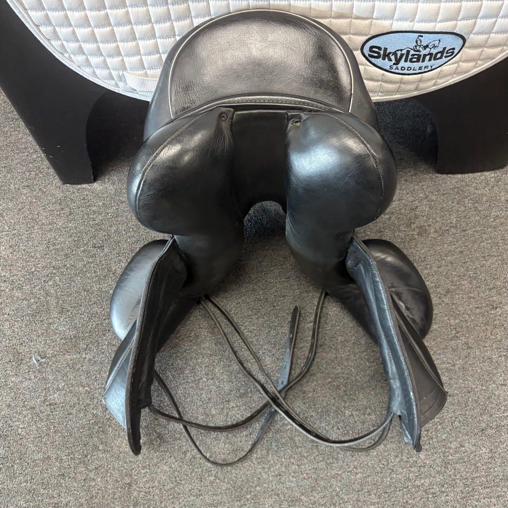 Used Custom Saddlery Wolfgang Omni Monoflap 17.5" Dressage Saddle